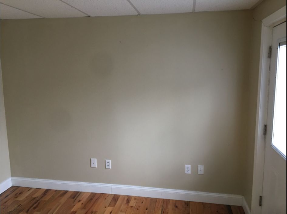 1802 Elm St, Manchester, NH 03104